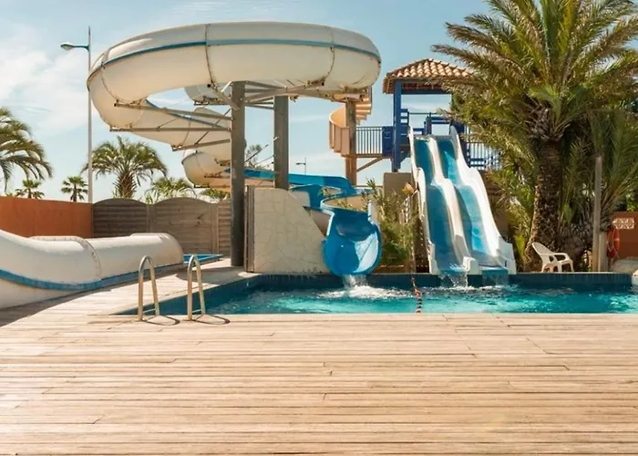 Le Lagon Rose Siblu Le Mar Estang Canet-en-roussillon, 2 Rooms, 2 Bathrooms, 2 Tv, Free Wifi, Sheets & Towels Included, At 5 Mn Walk