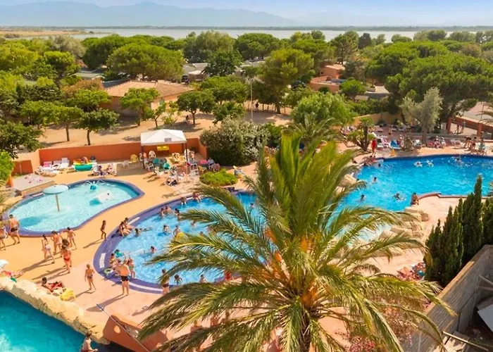 Le Lagon Rose Siblu Le Mar Estang Canet-en-roussillon, 2 Rooms, 2 Bathrooms, 2 Tv, Free Wifi, Sheets & Towels Included, At 5 Mn Walk Camping