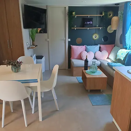 Le Lagon Rose Siblu Le Mar Estang Canet-en-roussillon, 2 Rooms, 2 Bathrooms, 2 Tv, Free Wifi, Sheets & Towels Included, At 5 Mn Walk Kemp