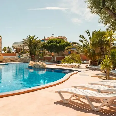 Campsite Le Lagon Rose Siblu Le Mar Estang Canet-en-roussillon, 2 Rooms, 2 Bathrooms, 2 Tv, Free Wifi, Sheets & Towels Included, At 5 Mn Walk Canet-en-Roussillon
