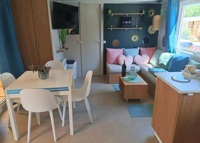 Le Lagon Rose Siblu Le Mar Estang Canet-en-roussillon, 2 Rooms, 2 Bathrooms, 2 Tv, Free Wifi, Sheets & Towels Included, At 5 Mn Walk Кемпинг
